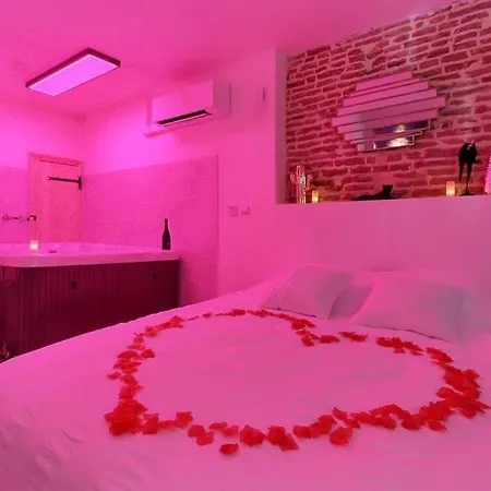 Avec Jacuzzi Privatif Evasion Romantique A *